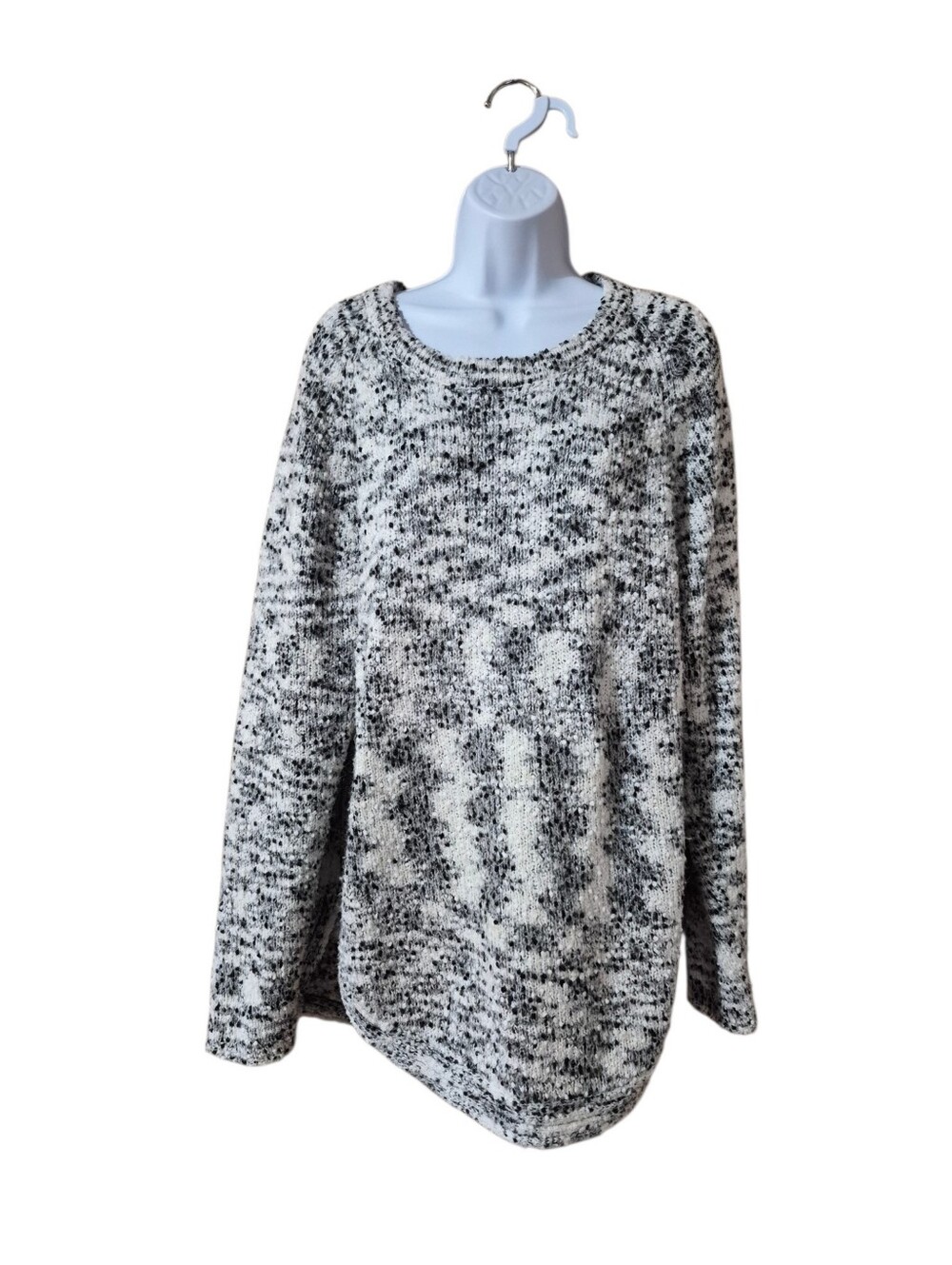 Keren Hart Cozy Super Comfortable  Blk/White Marled Knit Sweater EUC